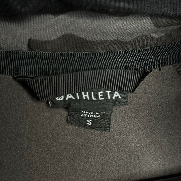 Athleta Triumph Camo Hoodie Small - Picture 3 of 3